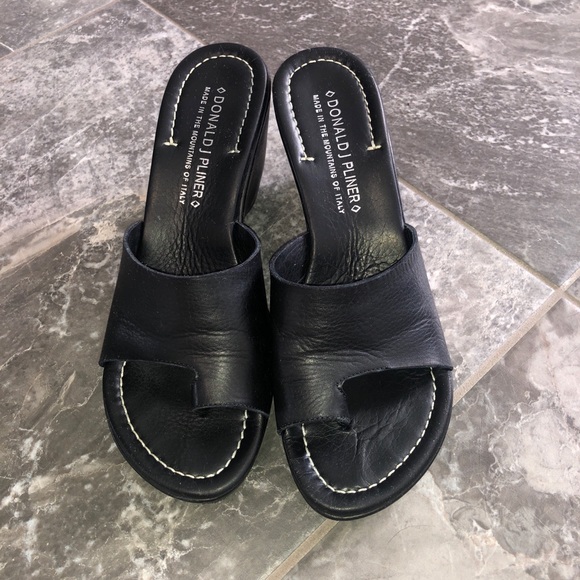 Donald J Pliner Leather Platform Sandals - Picture 1 of 3